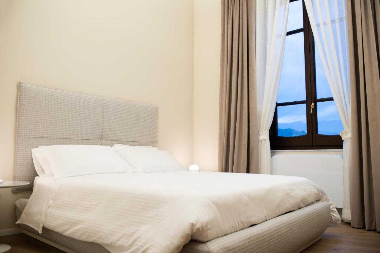 Dimora De Matera Luxury Suites โกเซนซา ภายนอก รูปภาพ